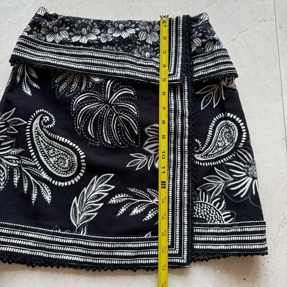 Farm Rio Paisley Bloom Fold Over Waist skirt black and white Size 24 - Picture 8 of 10